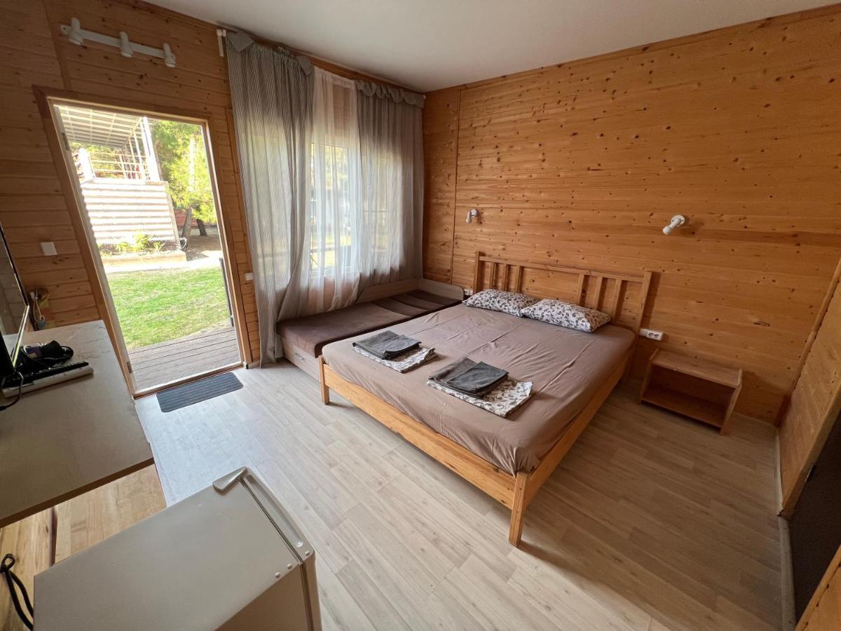 Mini-Hotel Forest Club Pitsunda Eksteriør billede