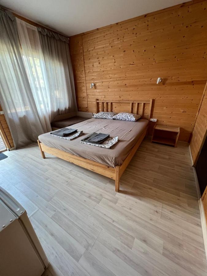Mini-Hotel Forest Club Pitsunda Eksteriør billede
