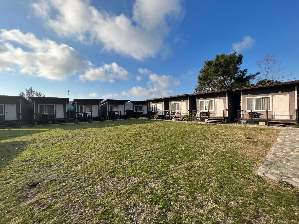 Mini-Hotel Forest Club Pitsunda Eksteriør billede